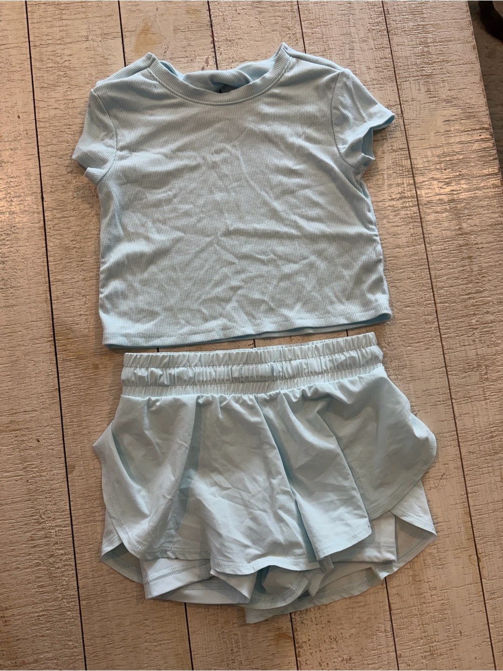 Light Blue Kids Athletic Set - Short Sleeve Top & Skirted Shorts Girls XS (4/5)